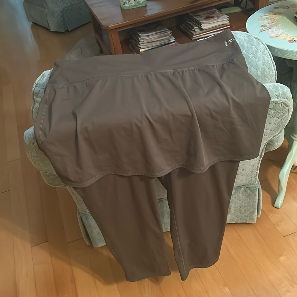 Three pairs of athletic pants size 2X. Not maternity